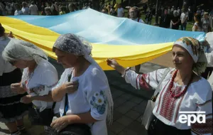 В Украине сегодня празднуют День государственного флага