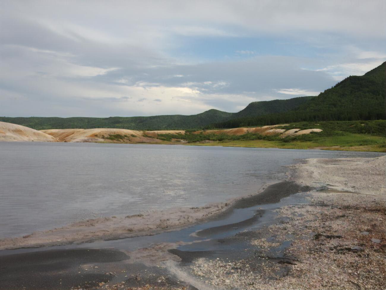 Кунашир&nbsp;&ndash; самый южный остров Большой гряды Курильских островов