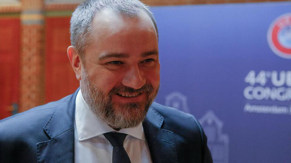 Андрей Павелко: Дети, увидев футбол по телевизору и посмотрев игру нашей сборной, хотят быть похожими на футболистов. Они хотят перед игрой петь гимн, и это еще раз подтверждает важность футбола в нашей жизни