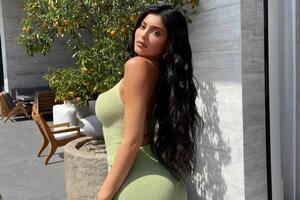 Кайли Дженнер воспитывает трехлетнюю дочь, отцом которой является Скотт