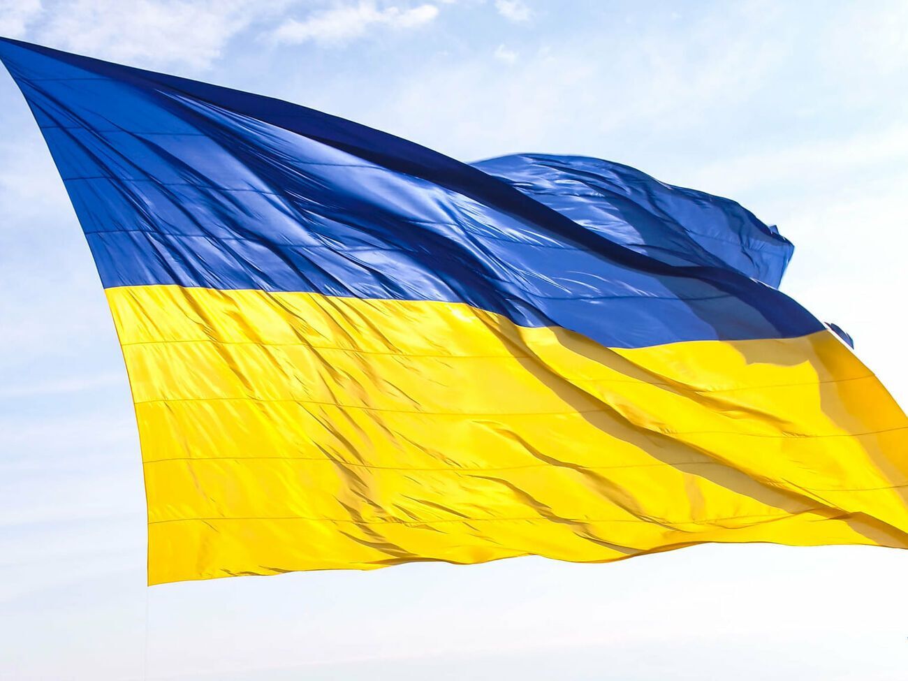 Площадь флага&nbsp;&ndash; более 300 квадратных метров