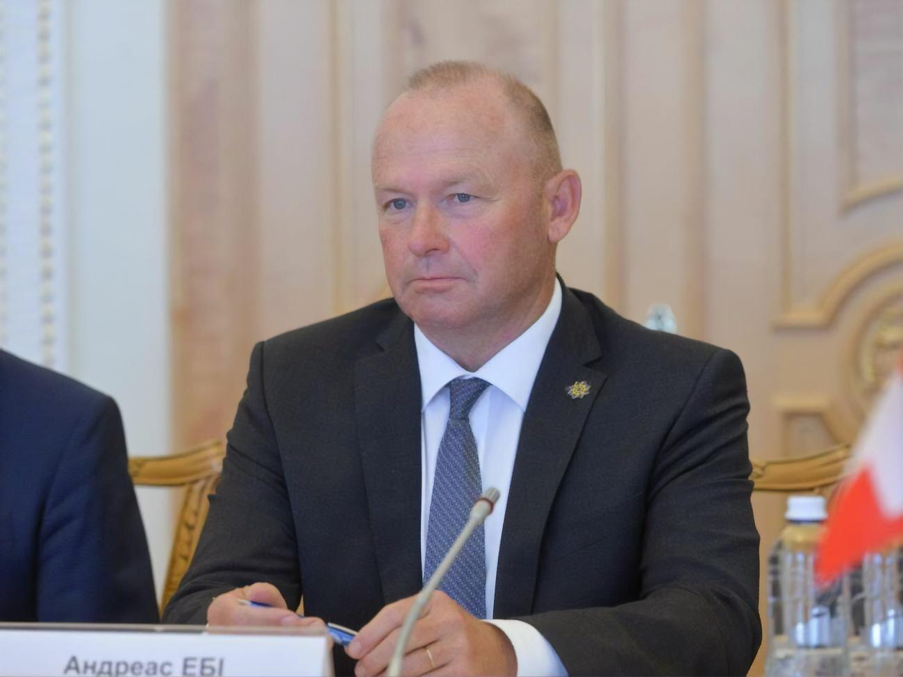 Настав час об'єднати зусилля міжнародної спільноти для відновлення територіальної цілісності України, зазначив Ебі