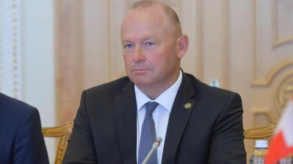Пришло время объединить усилия международного сообщества для восстановления территориальной целостности Украины, отметил Эби