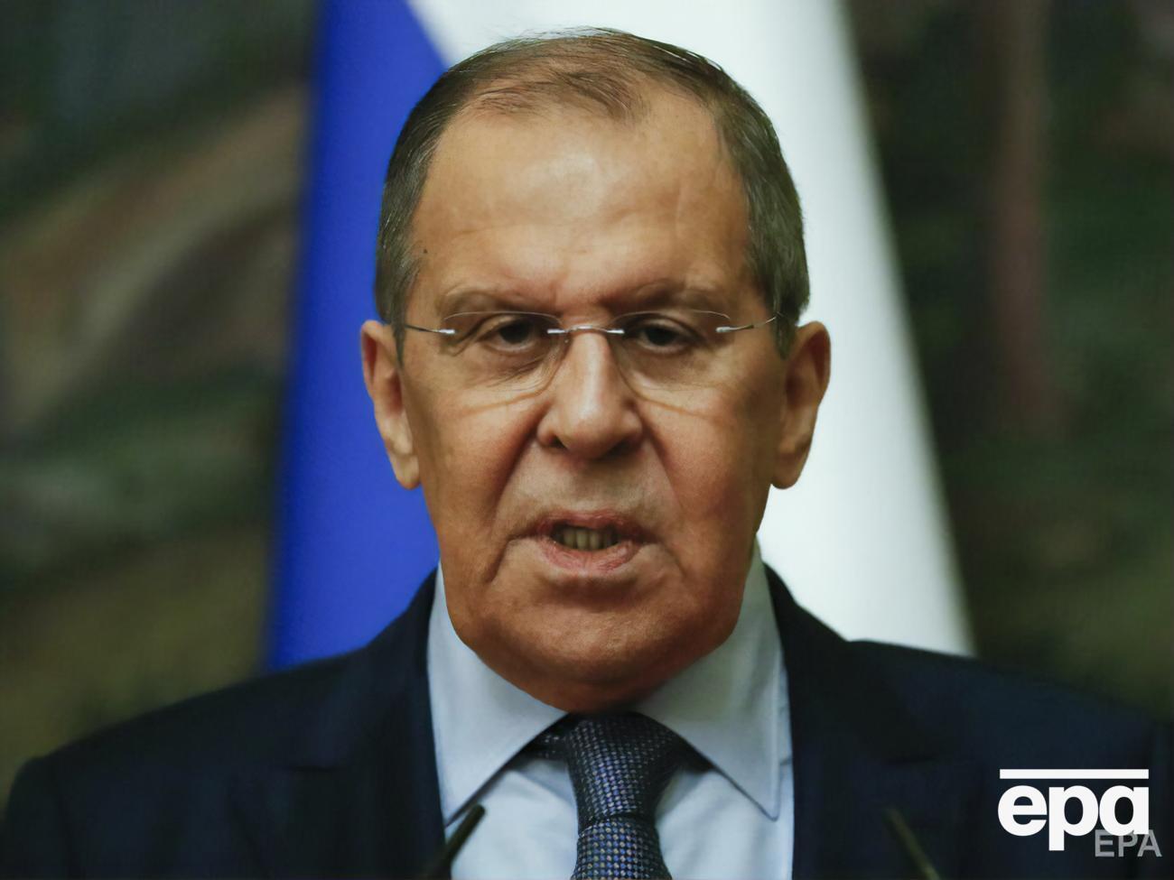 За словами Лаврова, у Росії знають "про ті методи, які використовують, щоб примушувати союзників приєднуватися до такого типу безглуздих акцій"