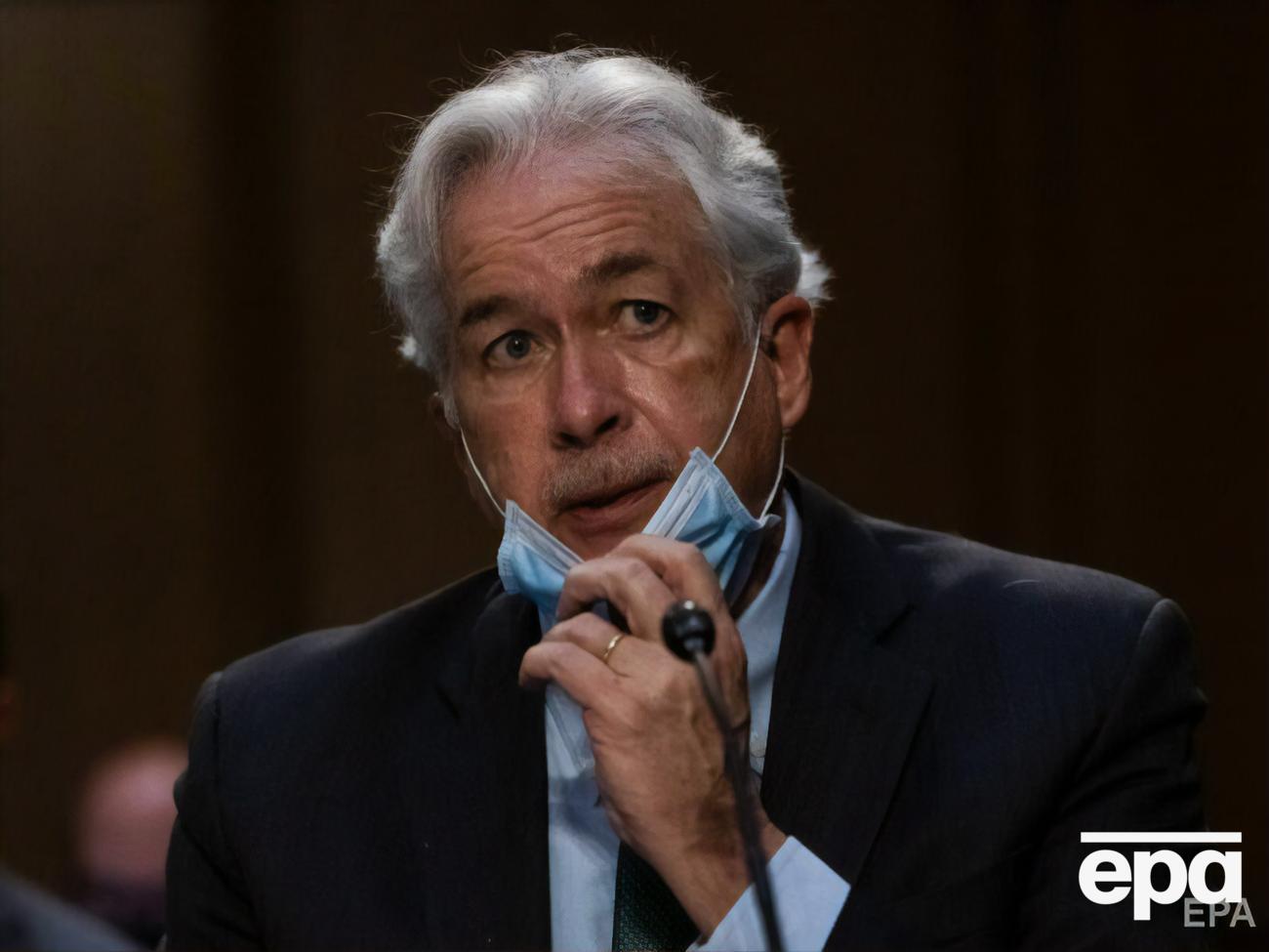 Бернса отправили на встречу на фоне усилий по эвакуации из аэропорта Кабула