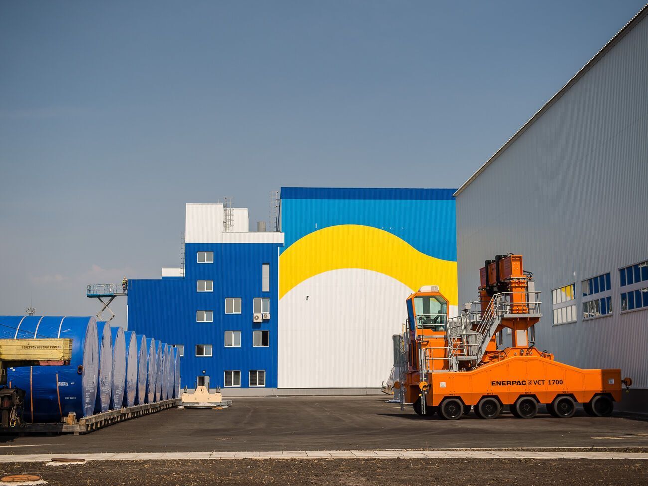 Строительством ЦХОЯТ занимались украинская компания БК "КБР" и концерн NESTRA