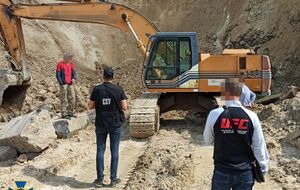 Незаконная добыча горной породы велась в Ровенской области