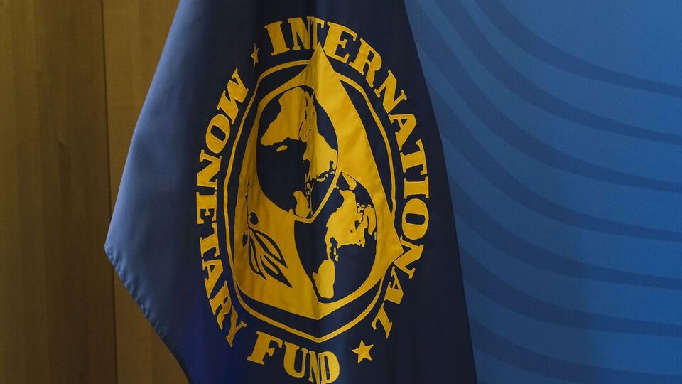 Помощь МВФ поступила на счет Украины 23 августа