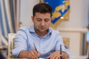 Зеленский подписал ряд указов