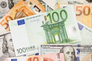 Курс гривны к евро снизился на 21 копейку
