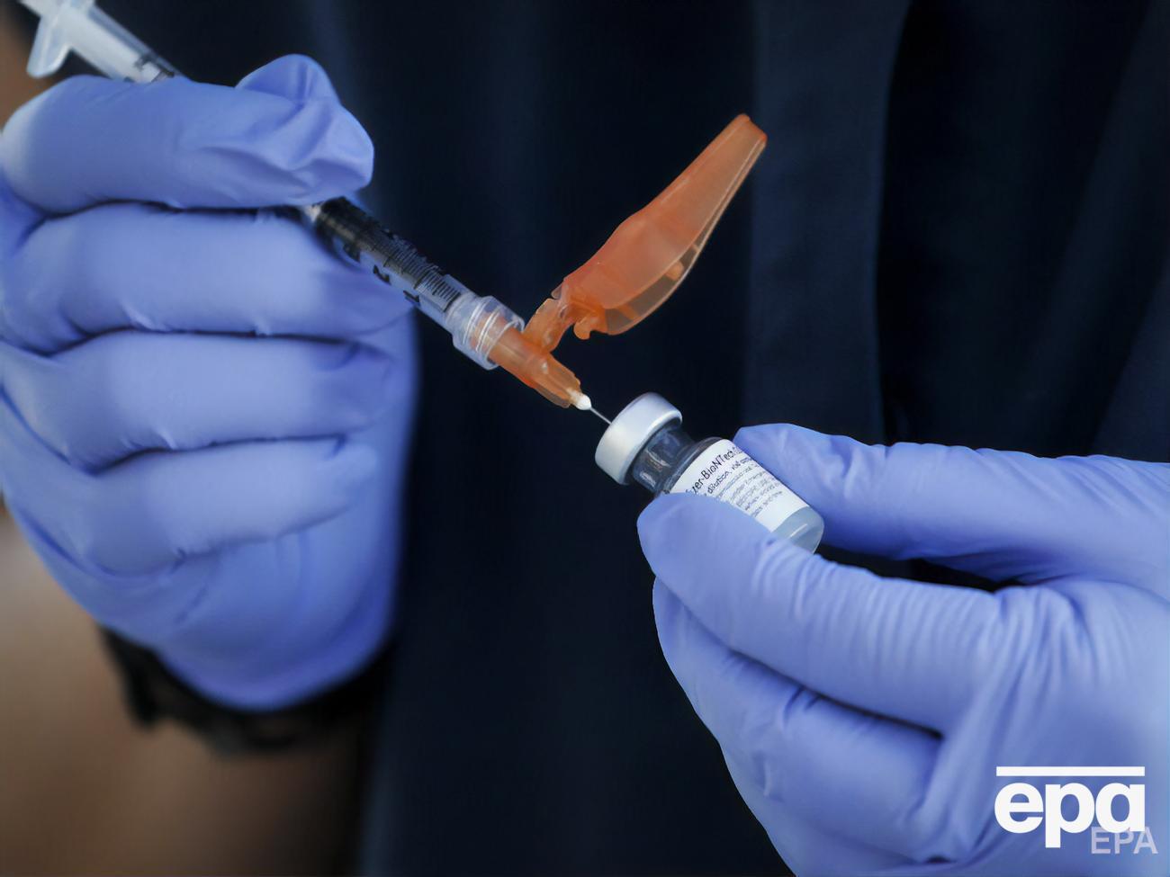 Вакцинуватимуть військовослужбовців вакциною від Pfizer-BioNTech