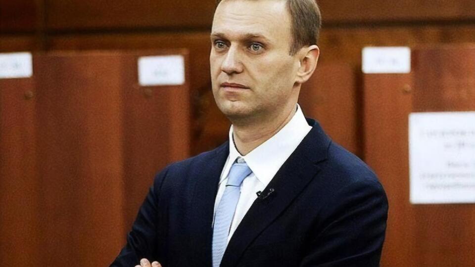 Навальный: Не надо накладывать санкции на Россию