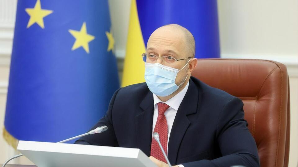 Отримання допомоги від МВФ не вплине на рішення України продовжувати співпрацю з фондом у рамках програми stand-by, зазначив Шмигаль