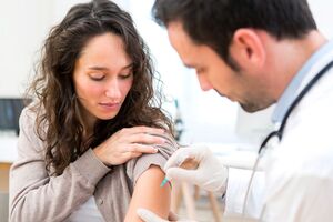 В Україні проти коронавірусу зробили щеплення понад 5,15 млн осіб