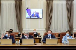 Специальный режим работы банков и их учреждений на праздники 8 Марта и День Конституции будет определять НБУ, отметили в Кабмине