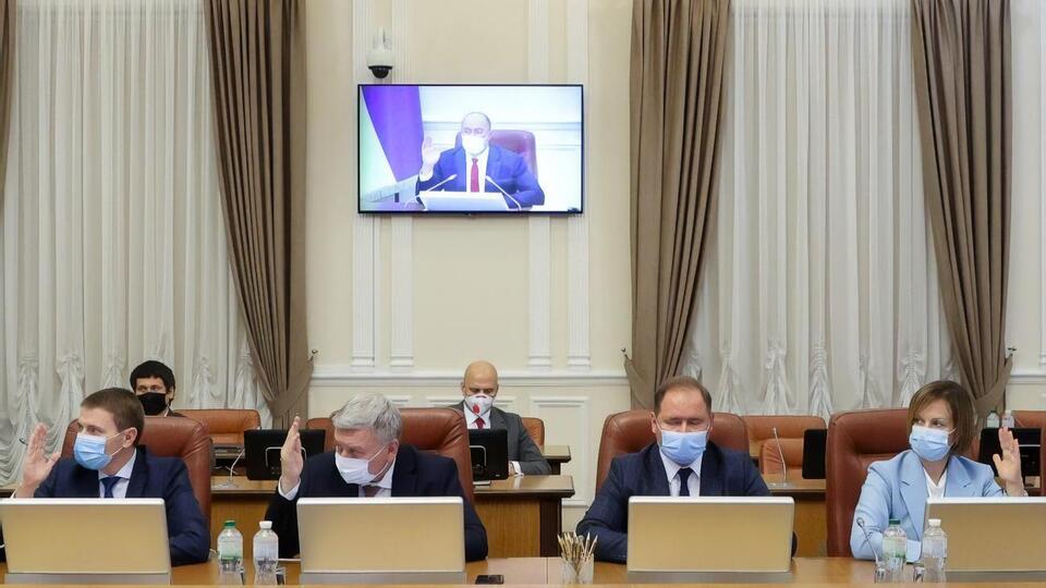 Специальный режим работы банков и их учреждений на праздники 8 Марта и День Конституции будет определять НБУ, отметили в Кабмине