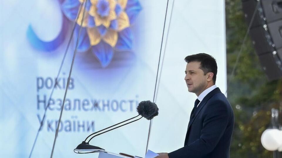 Самолет Зеленского не смог приземлиться в аэропорту Кишинева