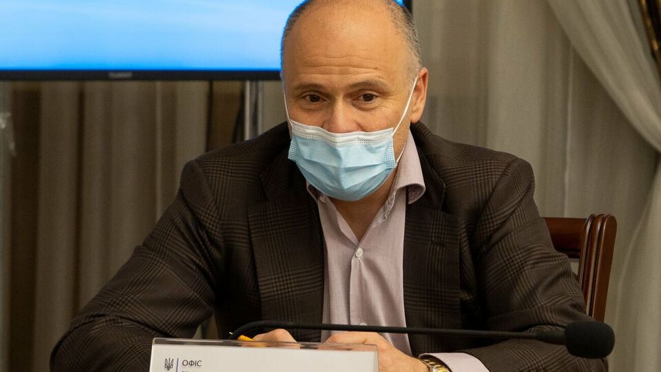 Радуцький закликав штрафувати за неправильне носіння захисних масок
