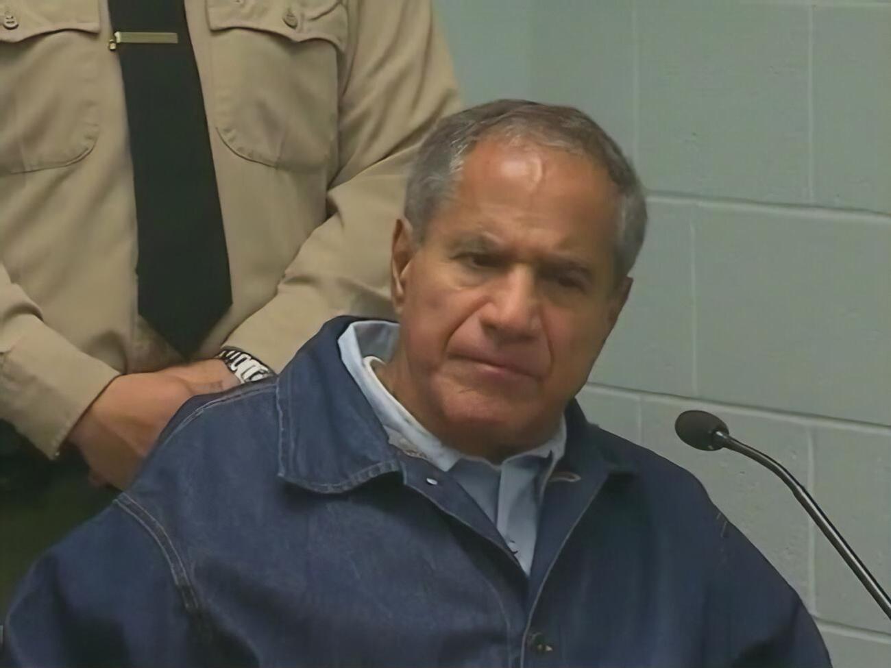 Серхану зараз 77 років