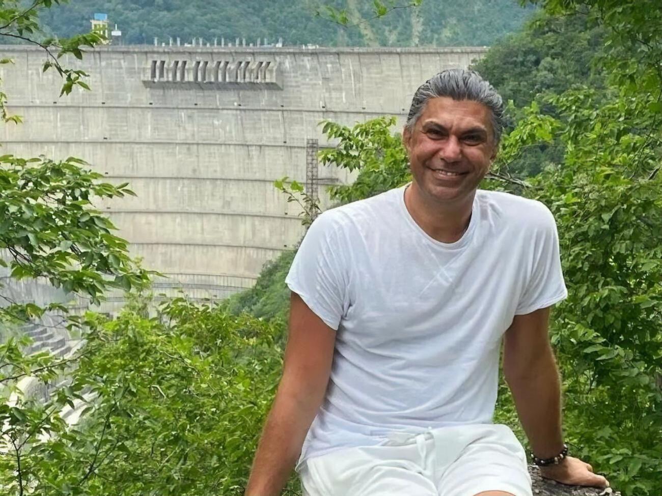 Снимок в женской шляпе Цискаридзе посвятил любимой советской актрисе