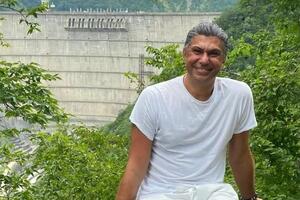 Снимок в женской шляпе Цискаридзе посвятил любимой советской актрисе