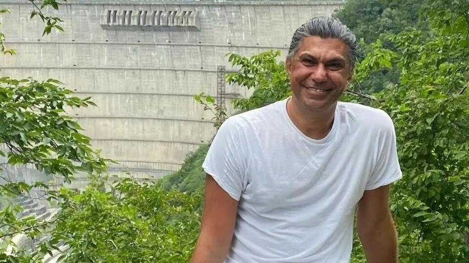 Снимок в женской шляпе Цискаридзе посвятил любимой советской актрисе