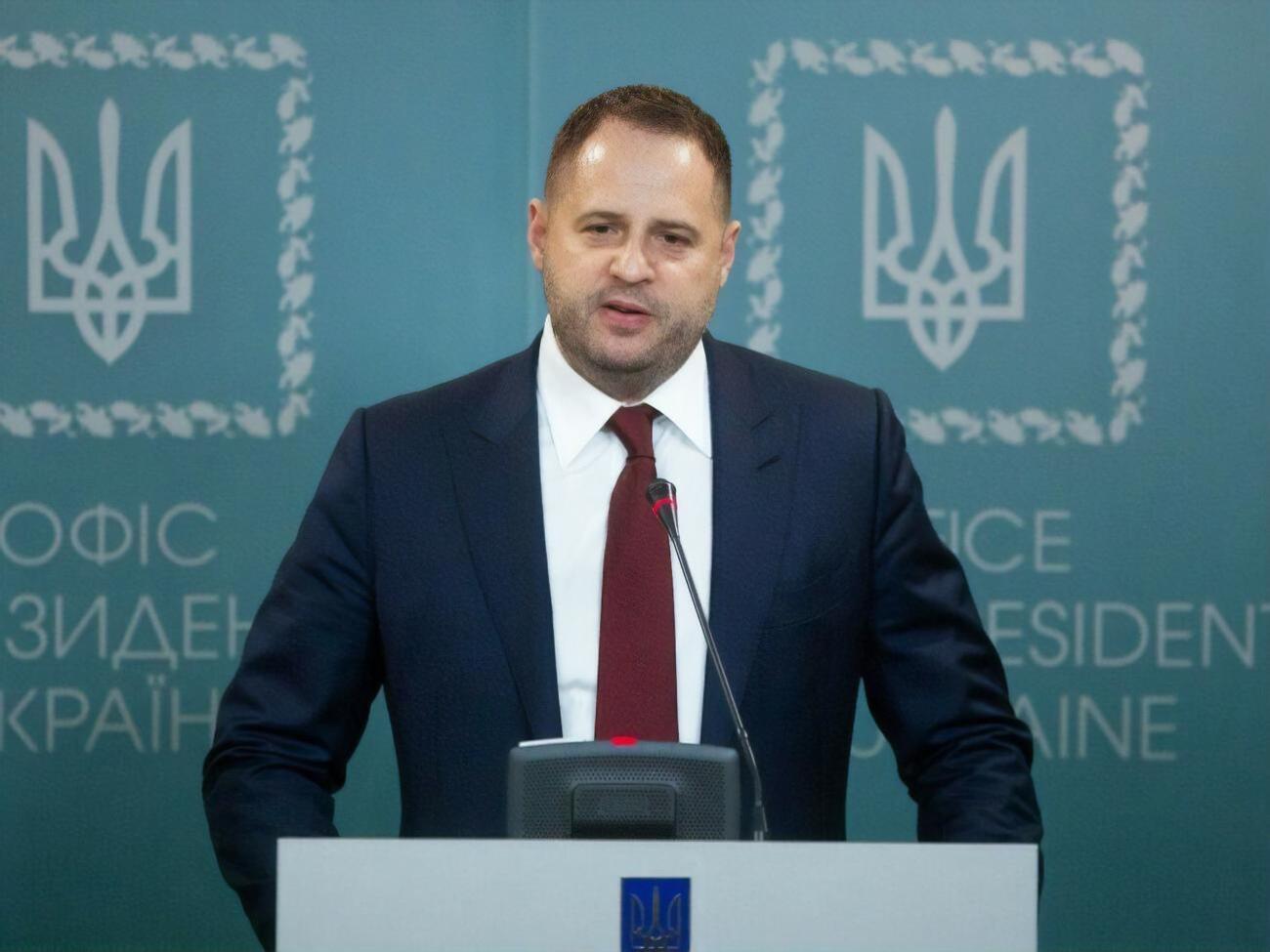 По словам Ермака, среди эвакуированных Украиной из Кабула журналистов есть репортеры ведущих мировых изданий Wall Street Journal, US Today, The Globe and Mail