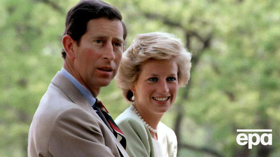 В этот день 25 лет назад был официально завершен бракоразводный процесс принца Чарльза и принцессы Дианы