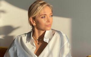 "Любовь к себе начинается с заботы о себе", – уверена Вера Брежнева