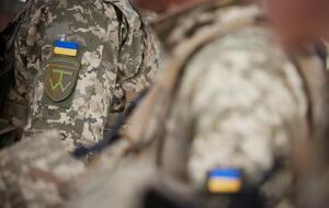 Украинские военные отвечали на обстрелы боевиков