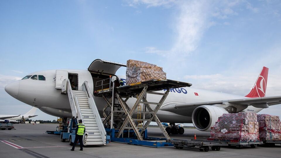 В Україну до кінця року надійде 17 млн доз вакцини від Pfizer