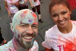 Влад і Ліліана Ями під час забігу в центрі Києва