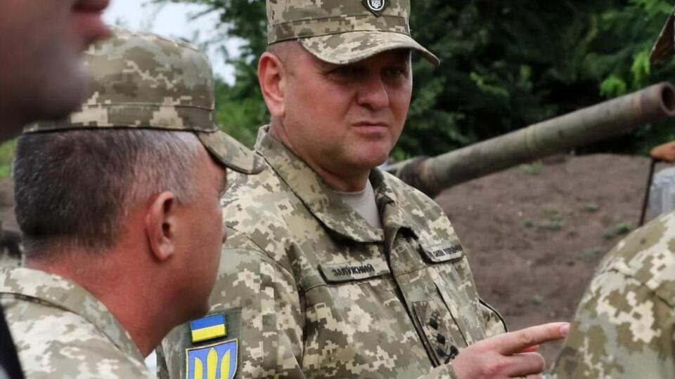 Головнокомандувач Залужний тимчасово заборонив посадовцям відвідувати зону ООС