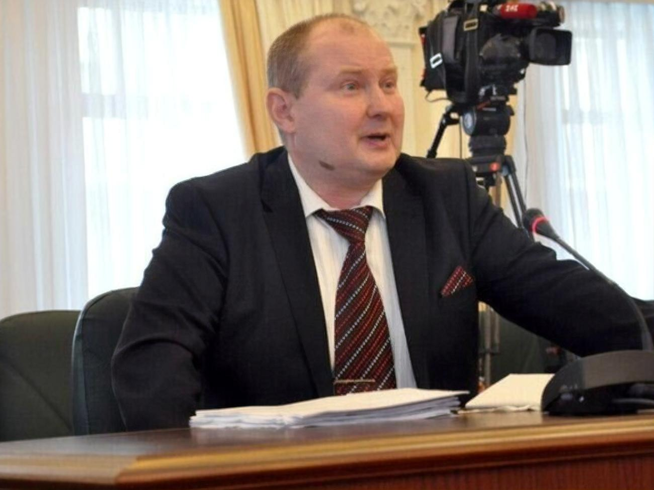 Чауса підозрюють у хабарництві