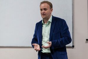 Росія протермінувала постачання "Супутника V" у низці країн. Але у РФ не могли завадити Путіну бундючитися та тихо саботували запевне порожні хвастощі