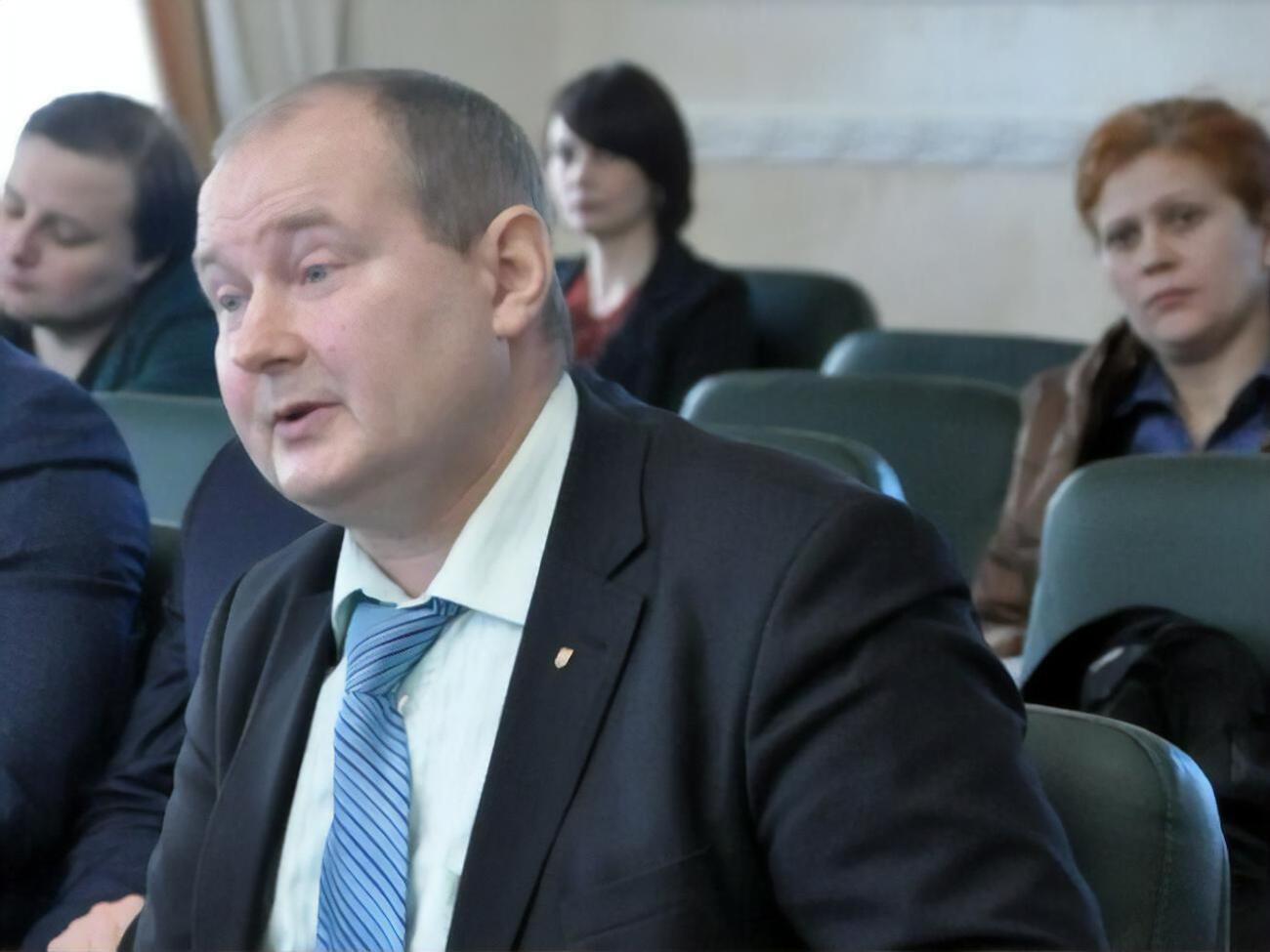 Адвокат Чауса зазначив, що екссуддя готовий прибути на засідання ВАКС 4 серпня