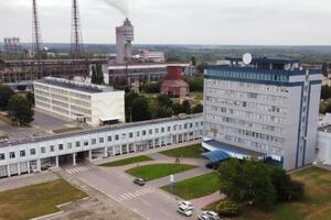 Превышение показателей азота аммонийного и нитратов после аварии на заводе "Рівнеазот" было зафиксировано на шести территориях, отметили в Госэкоинспекции