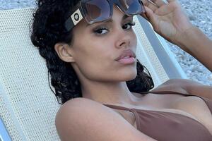 В 2019 году Кунаки родила дочь