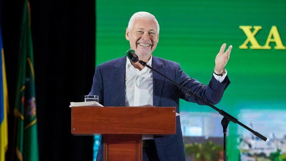 Терехов підписав документ про виділення місць для агітації