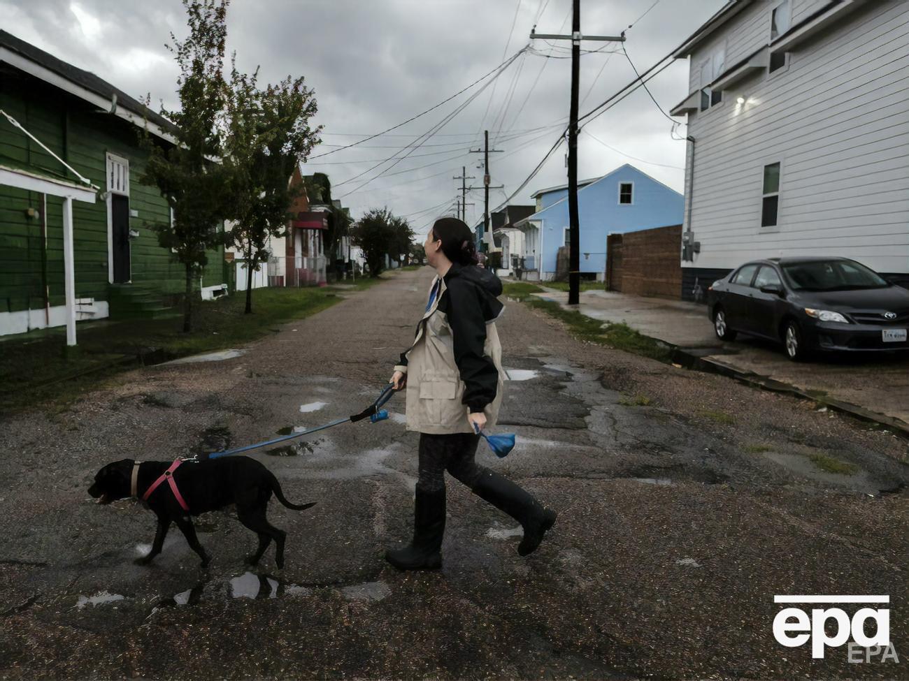 Ураган послабшав і перетворився на тропічний шторм