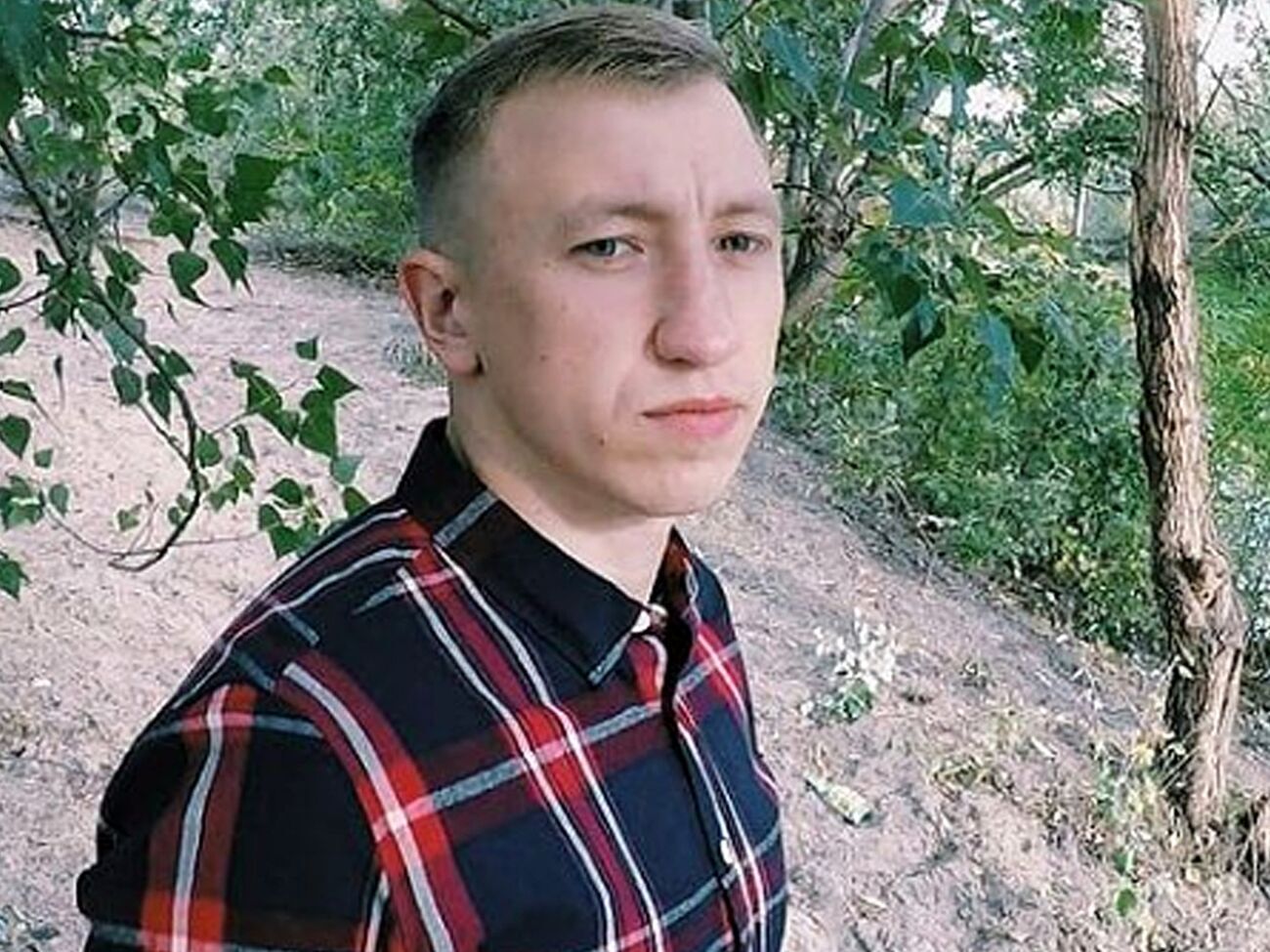 Полиция Киева 3 августа сообщила, что Шишова нашли повешенным в киевском парке