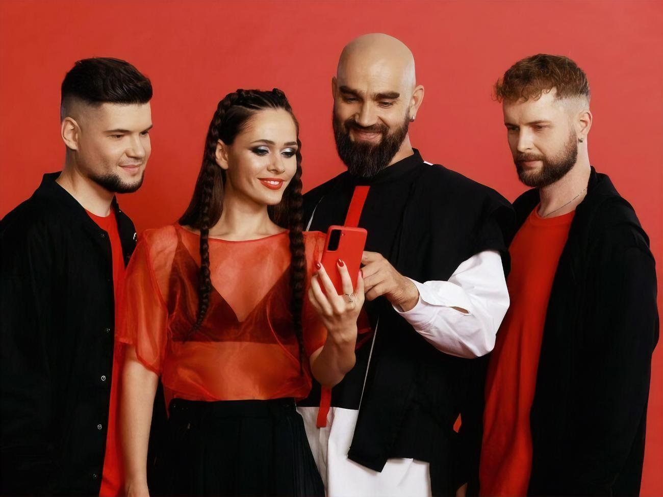 Пісня "7 вітрів" увійшла в альбом The Hardkiss "Жива й не залізна"