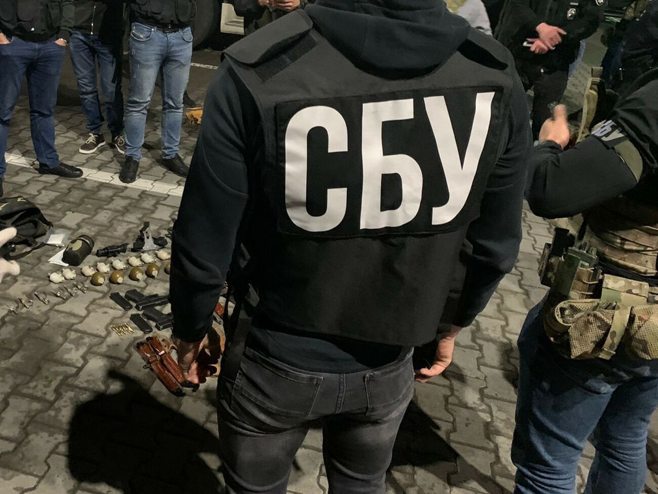 Подозреваемого задержали в ходе спецоперации СБУ при попытке сбыта оружия