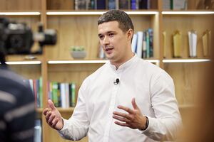 Федоров: В умовах російської агресії потрібно, щоб контент модерувався в Україні