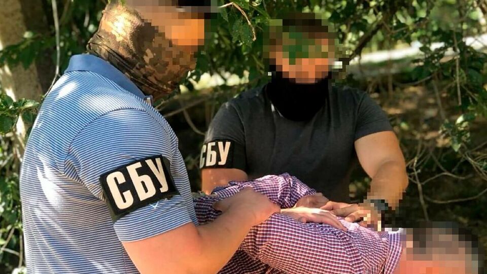 Контрразведчики СБУ задержали подозреваемого после его приезда на материковую часть Украины