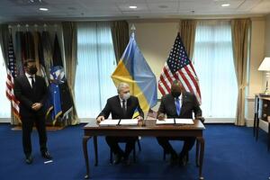 Угоду міністри підписали під час візиту української делегації на чолі з президентом до США