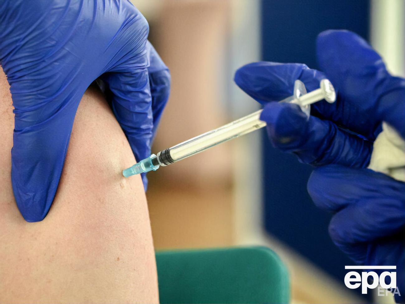 Бустерне щеплення планують проводити мРНК-вакциною