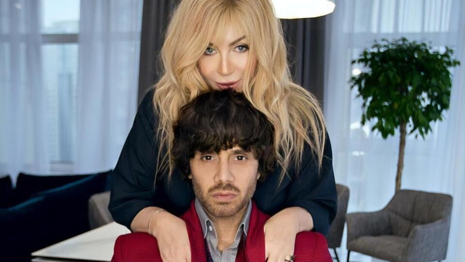 У Білик та Ахмадова є син Табріз, якого 2015 року парі народила сурогатна мати