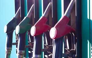 Предельная стоимость бензина составляет 31,86 грн/л