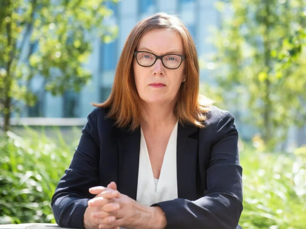 Сначала Гилберт создание куклы в свою честь сочла "чем-то очень странным", но впоследствии изменила мнение